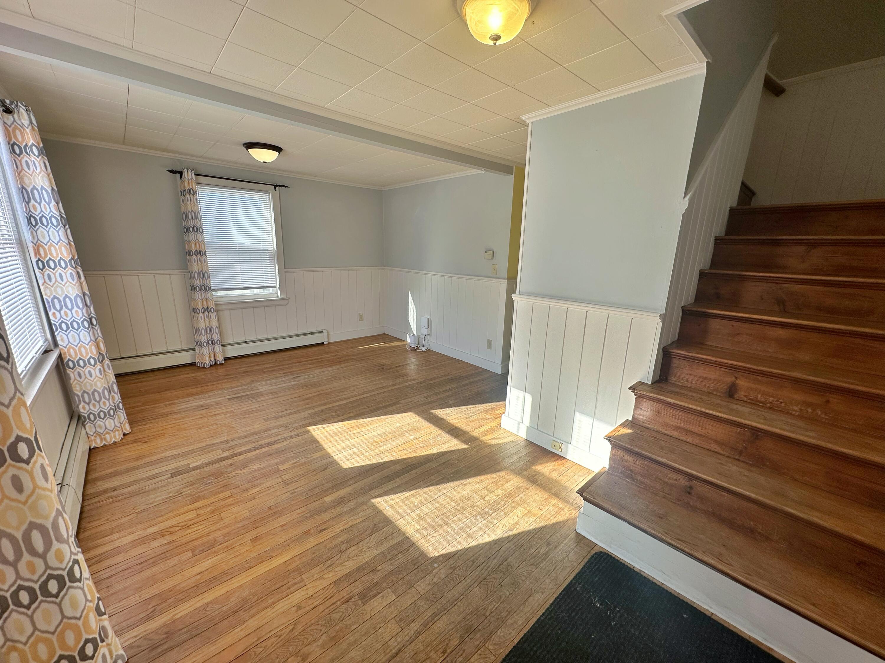 272 Cumberland Street Westbrook, ME 04092 - Photo 4 of 37 IMG_7931