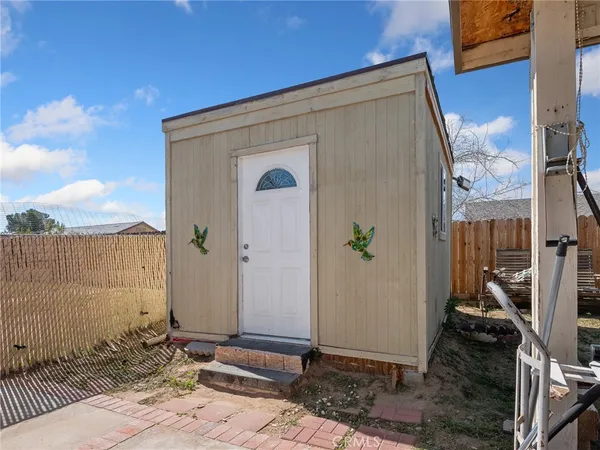 $380,000 | 17956 Kendall Circle, Adelanto, CA 92301