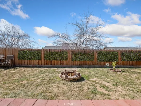$380,000 | 17956 Kendall Circle, Adelanto, CA 92301