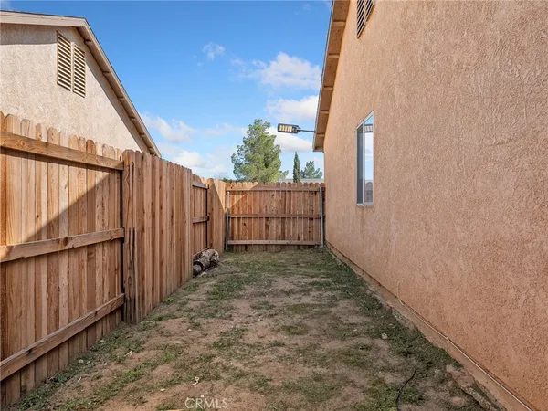 $380,000 | 17956 Kendall Circle, Adelanto, CA 92301