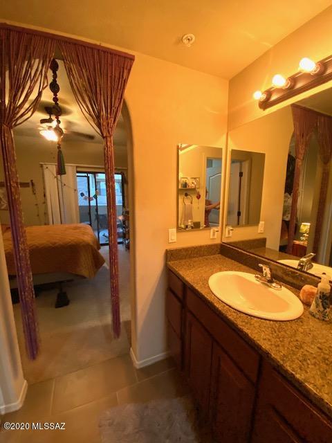 2550 East River Road, Unit 5201 Tucson, AZ 85718 - Photo 11 of 26