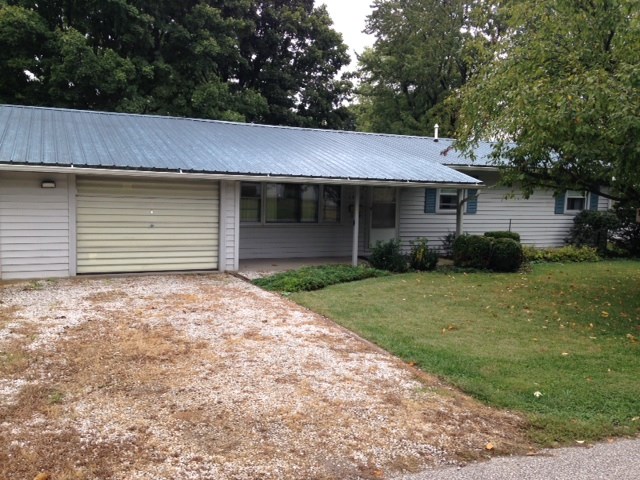 1409 Ridgeway Avenue Vincennes, IN 47591 - Photo 14 of 14 Gallery Image 14