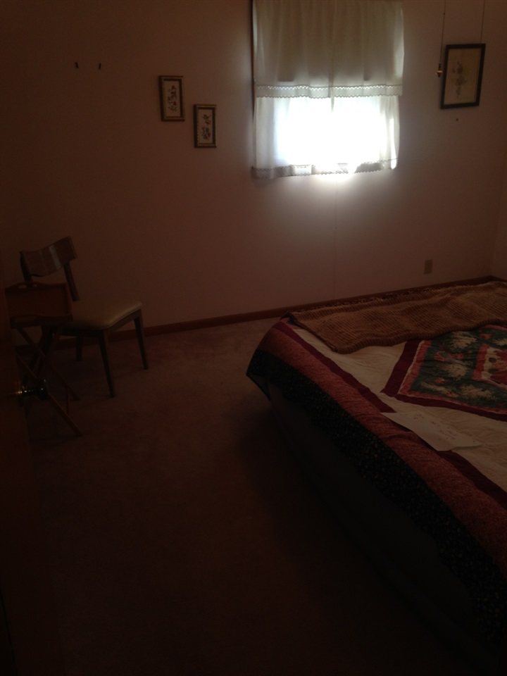 1409 Ridgeway Avenue Vincennes, IN 47591 - Photo 7 of 14 Gallery Image 7
