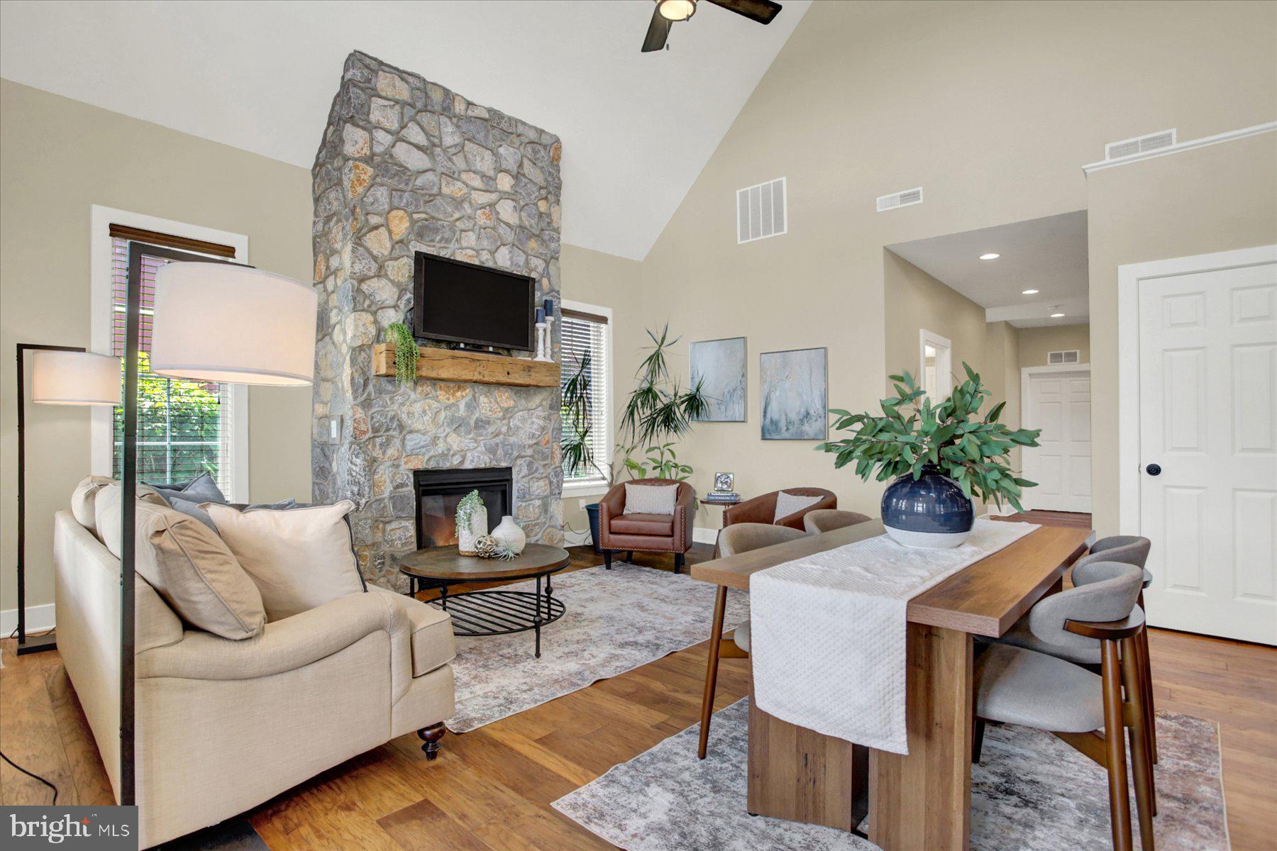189 Highlander Way Boiling Springs, PA 17007 - Photo 8 of 65 Gallery Image 8
