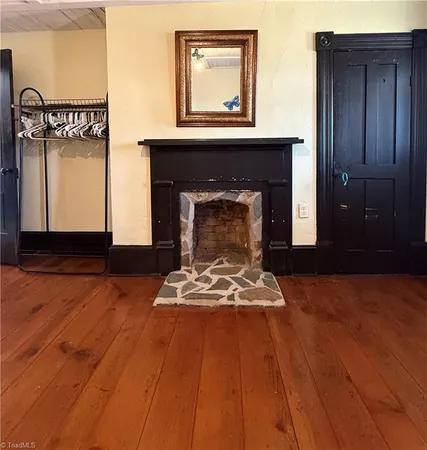 $329,000 | 7561 Snake Creek Road, Hillsville, VA 24343