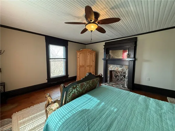 $329,000 | 7561 Snake Creek Road, Hillsville, VA 24343