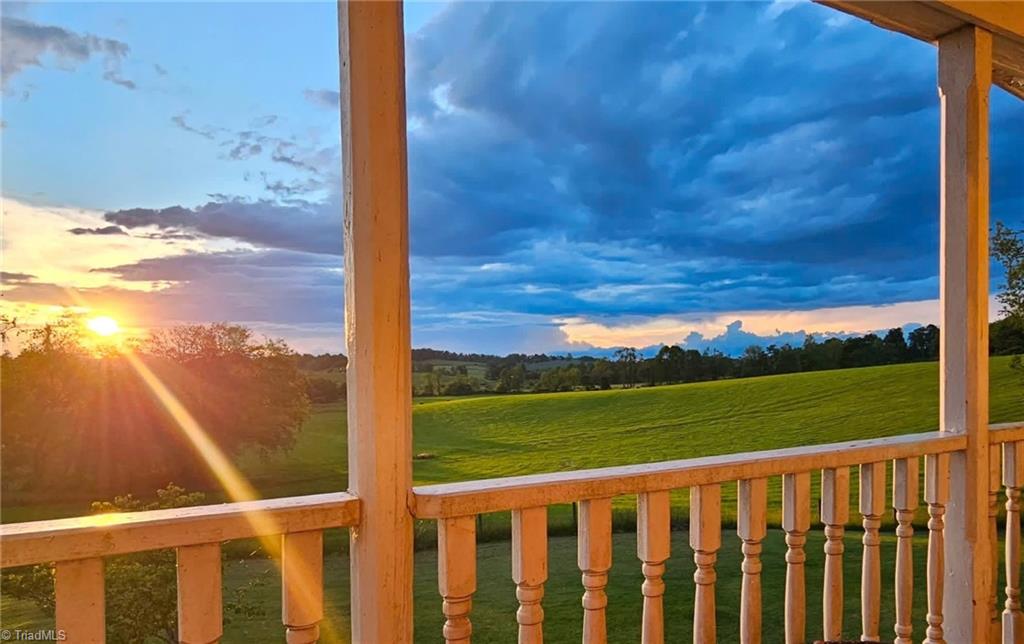 7561 Snake Creek Road Hillsville, VA 24343 - Photo 40 of 50