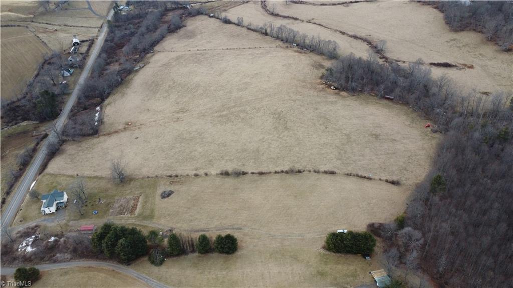 7561 Snake Creek Road Hillsville, VA 24343 - Photo 49 of 50
