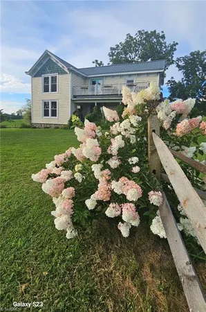 $329,000 | 7561 Snake Creek Road, Hillsville, VA 24343