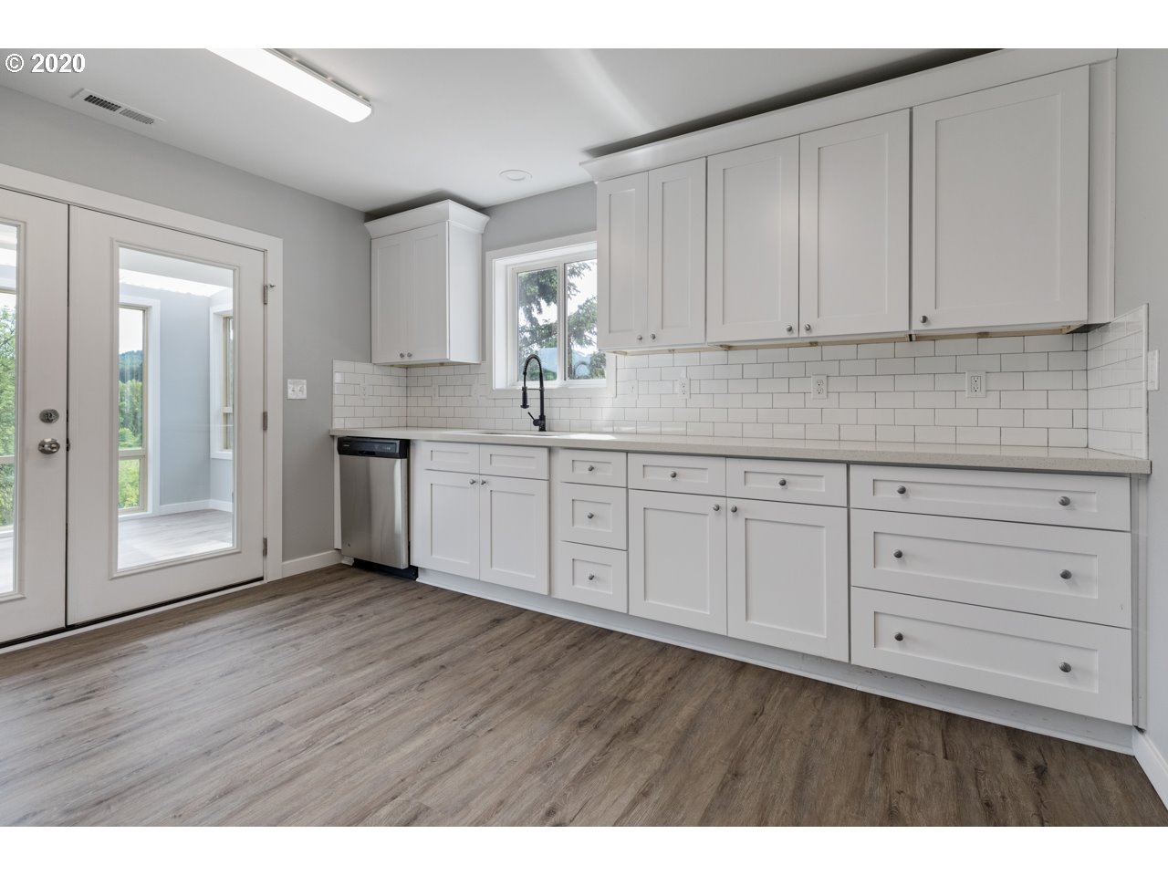 24704 Alpine Road Monroe, OR 97456 - Photo 11 of 32 Gallery Image 11