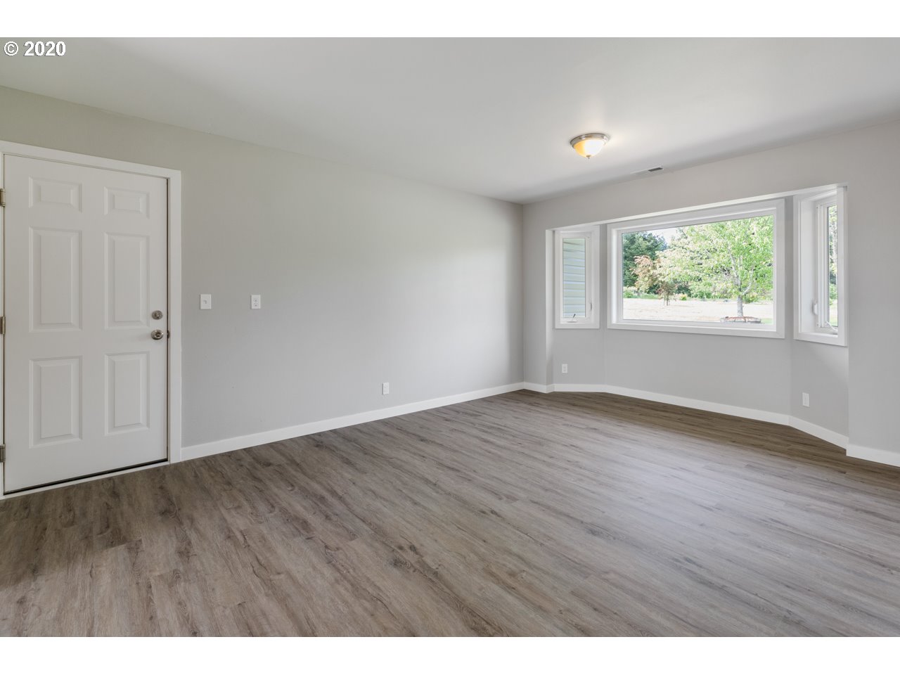 24704 Alpine Road Monroe, OR 97456 - Photo 9 of 32 Gallery Image 9