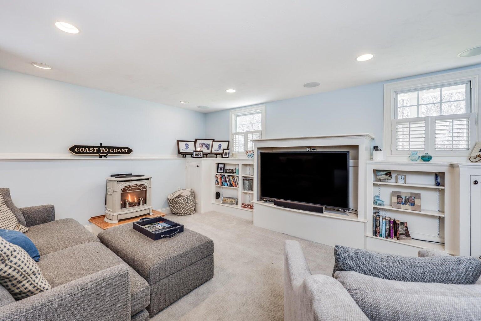 80 Pilgrim Road Dennis, MA 02638 - Photo 17 of 40 27