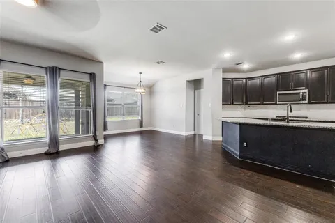 $255,000 | 2022 Rosebury Lane, Forney, TX 75126