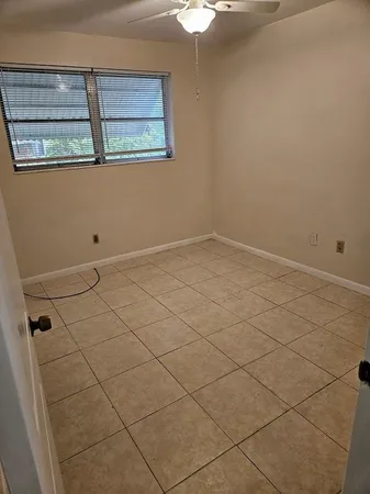 a view of utility room