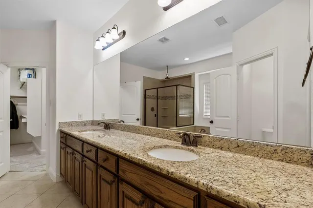 $599,999 | 1517 Presley Way, Lantana, TX 76226