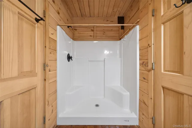 $849,000 | 4 Debbie Court, Chester, NY 10918