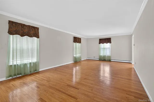 $849,000 | 4 Debbie Court, Chester, NY 10918