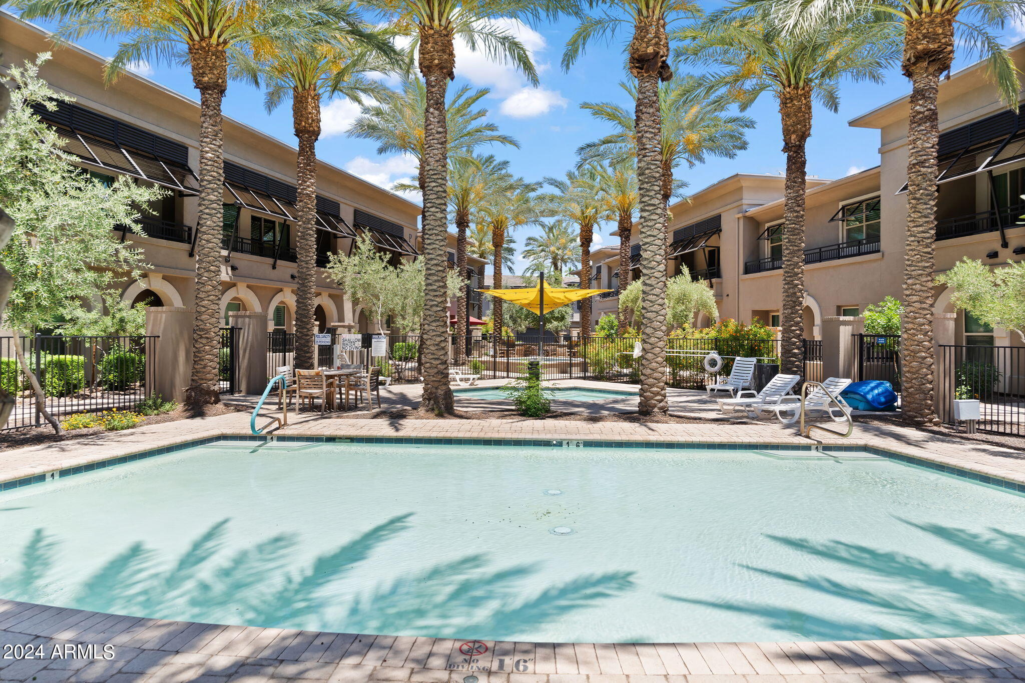 6565 East Thomas Road, Unit 1109 Scottsdale, AZ 85251 - Photo 35 of 40 a view of a building with street view