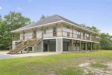 4931 Ridgewood Drive Moss Point, MS 39563 - Photo 1 of 19 Primary Photo