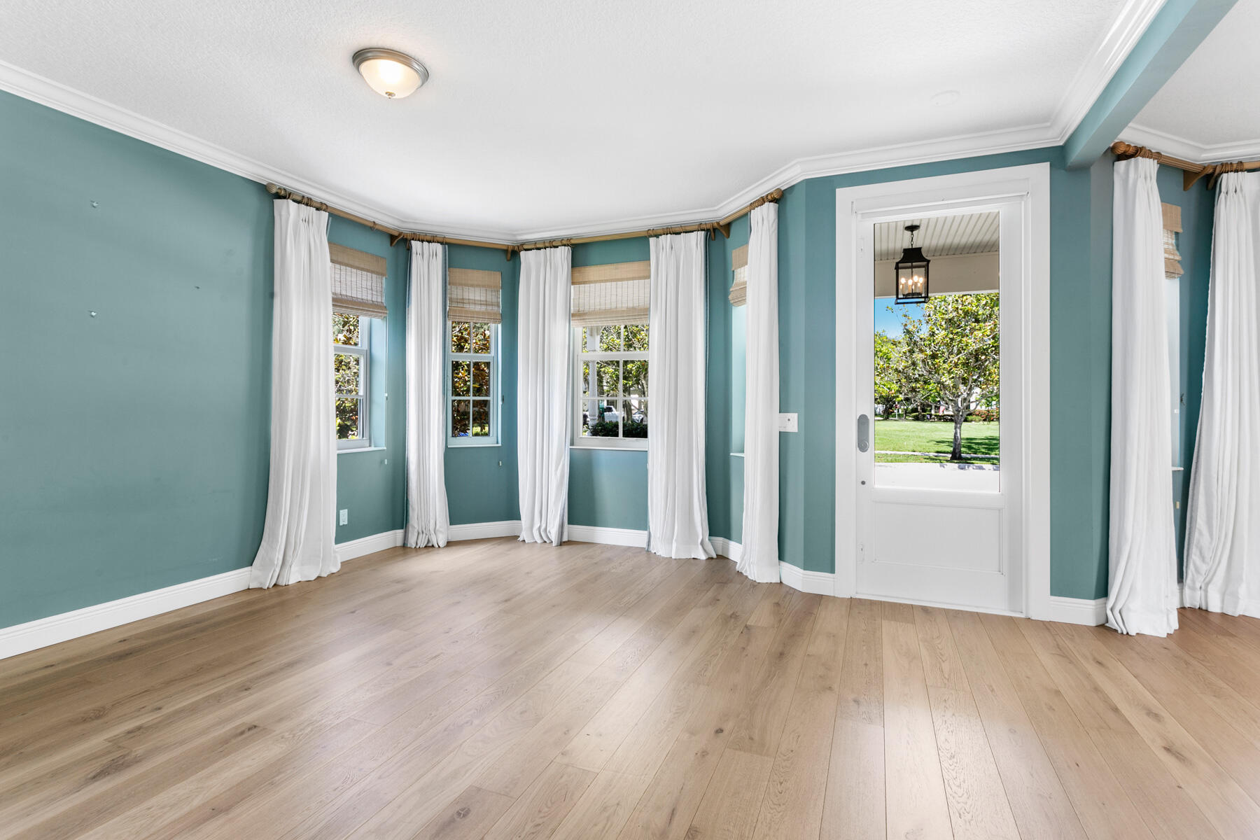 305 Marlberry Circle Jupiter, FL 33458 - Photo 11 of 26 305_Marlberry_07_MLS