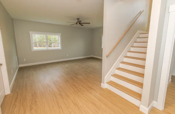 $575,000 | 22 Deer Hill Estates, Cornville, ME 04976