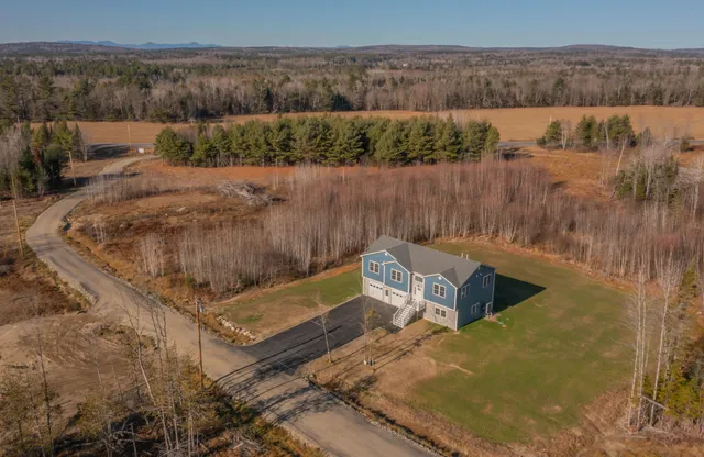 $580,000 | 22 Deer Hill Estates, Cornville, ME 04976