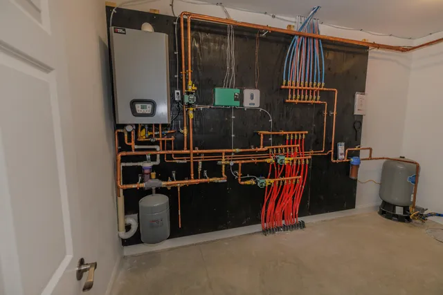 $580,000 | 22 Deer Hill Estates, Cornville, ME 04976