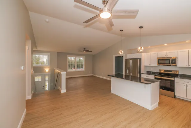 $580,000 | 22 Deer Hill Estates, Cornville, ME 04976