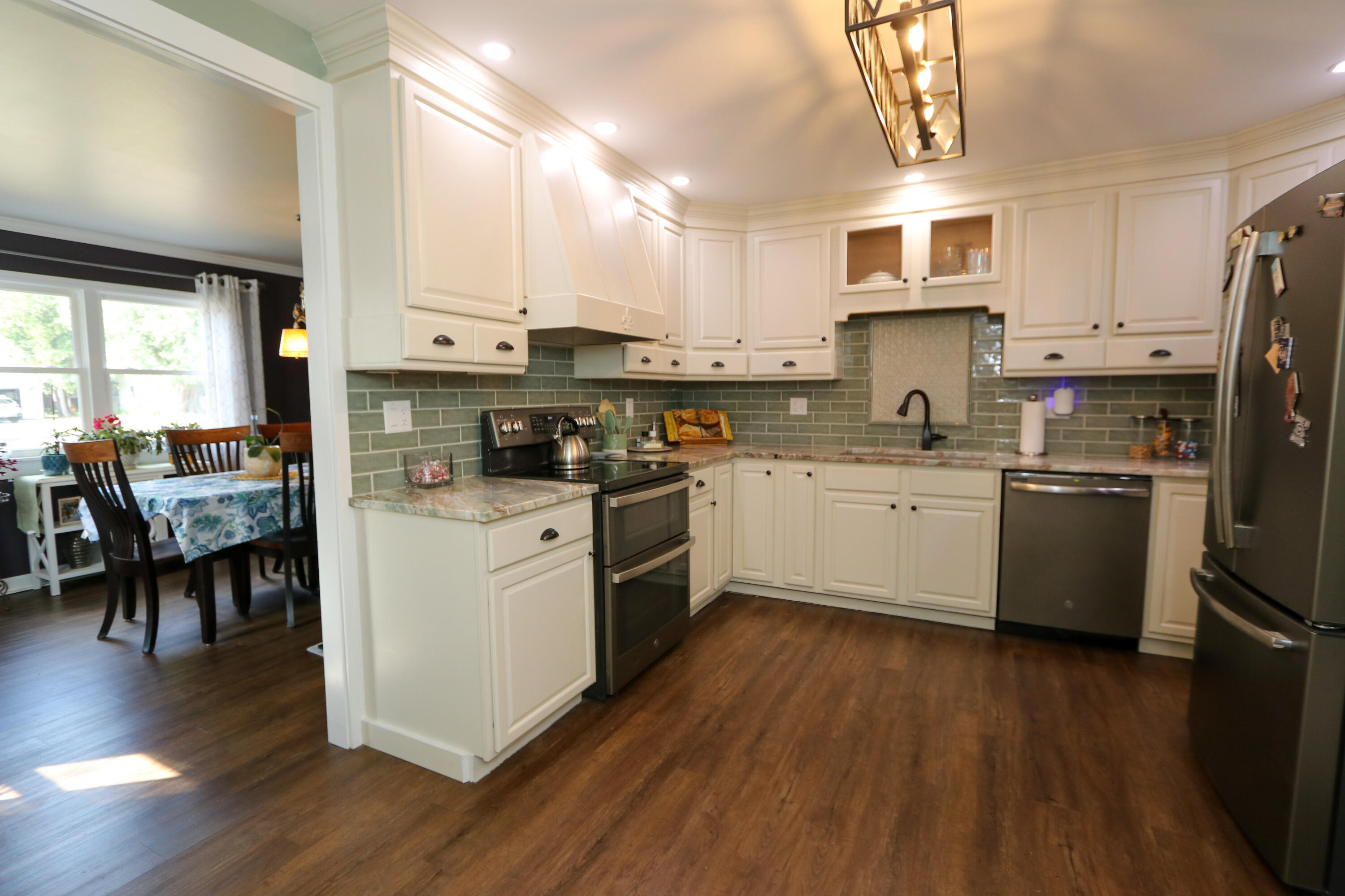 144 Rugar Street Plattsburgh, NY 12901 - Photo 6 of 37 Gallery Image 6