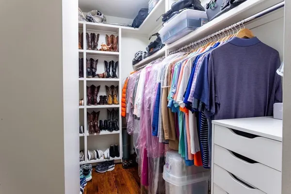 a view of livingroom with washer and dryer