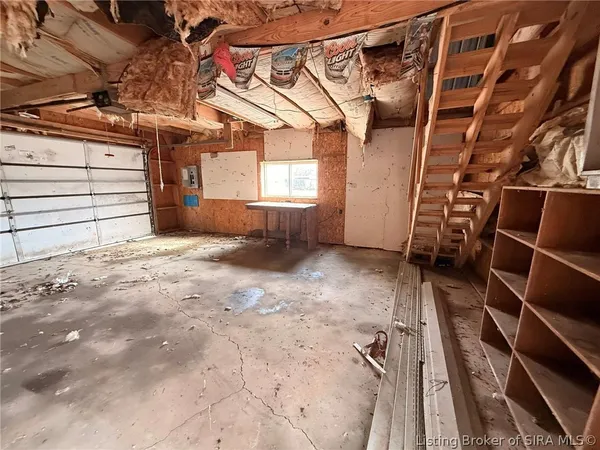 $69,900 | 3160 South Mulberry Street, Lexington, IN 47138