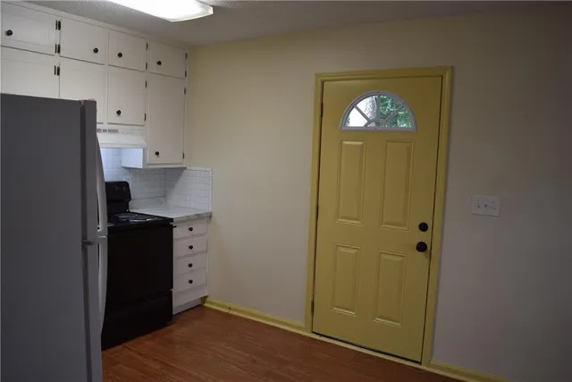 $1,500 | 475 Holly Ridge Drive Northwest, Unit B, Lilburn, GA 30047