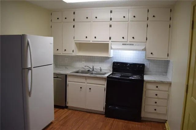 $1,500 | 475 Holly Ridge Drive Northwest, Unit B, Lilburn, GA 30047