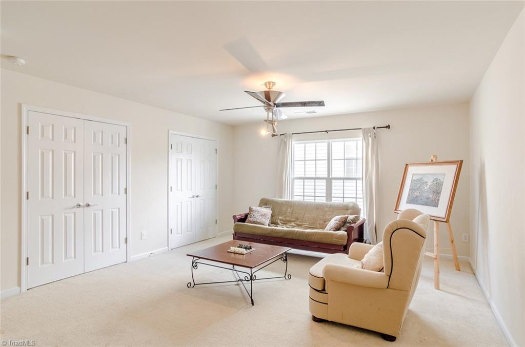 708 Spinning Wheel Point High Point, NC 27265 - Photo 16 of 30 Gallery Image 16