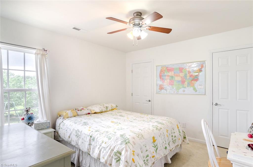 708 Spinning Wheel Point High Point, NC 27265 - Photo 22 of 30 Gallery Image 22