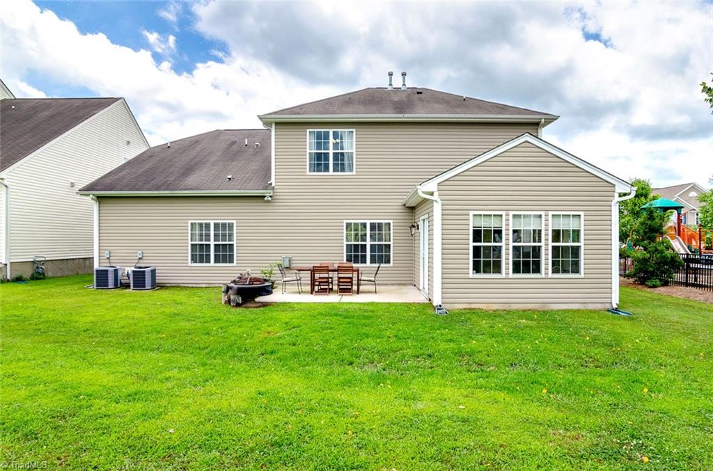 708 Spinning Wheel Point High Point, NC 27265 - Photo 27 of 30 Gallery Image 27