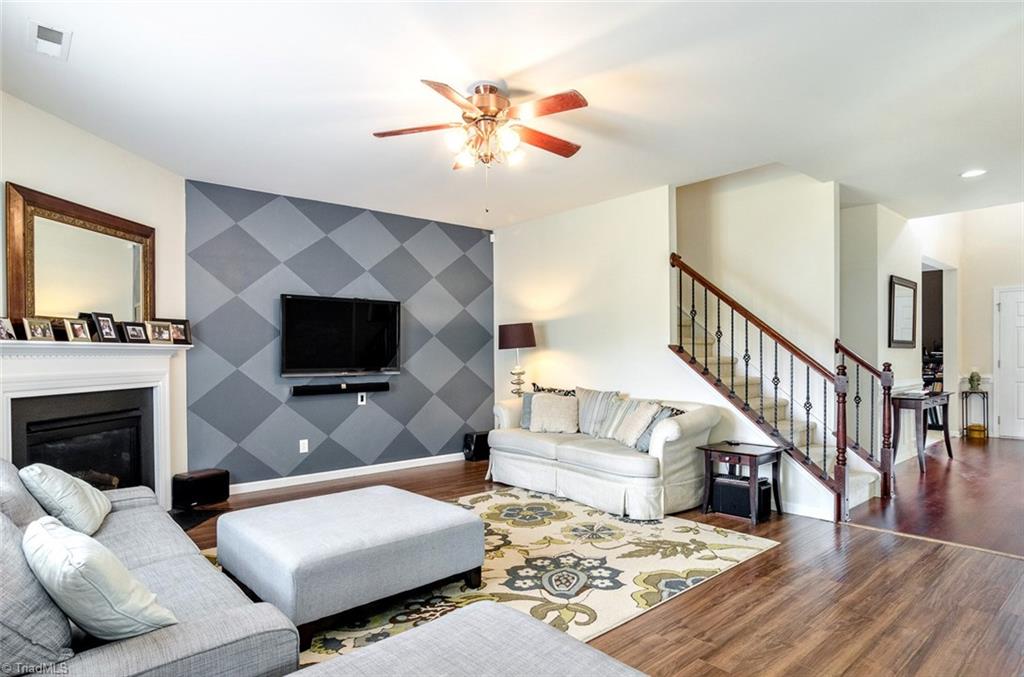 708 Spinning Wheel Point High Point, NC 27265 - Photo 6 of 30 Gallery Image 6