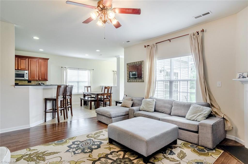 708 Spinning Wheel Point High Point, NC 27265 - Photo 7 of 30 Gallery Image 7