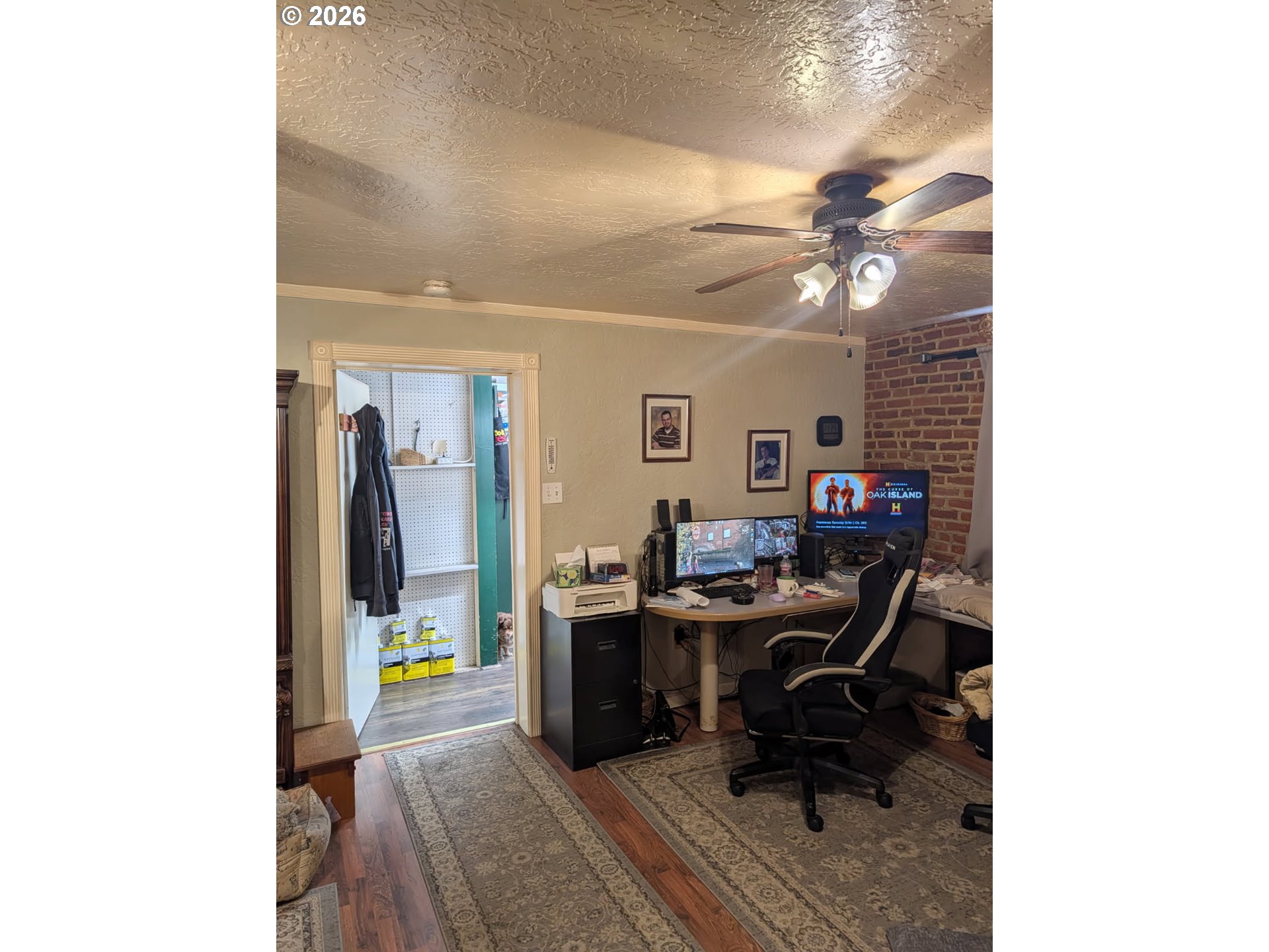 206 1/2 South Main Street Union, OR 97883 - Photo 5 of 16 a view of a workspace with furniture and a window