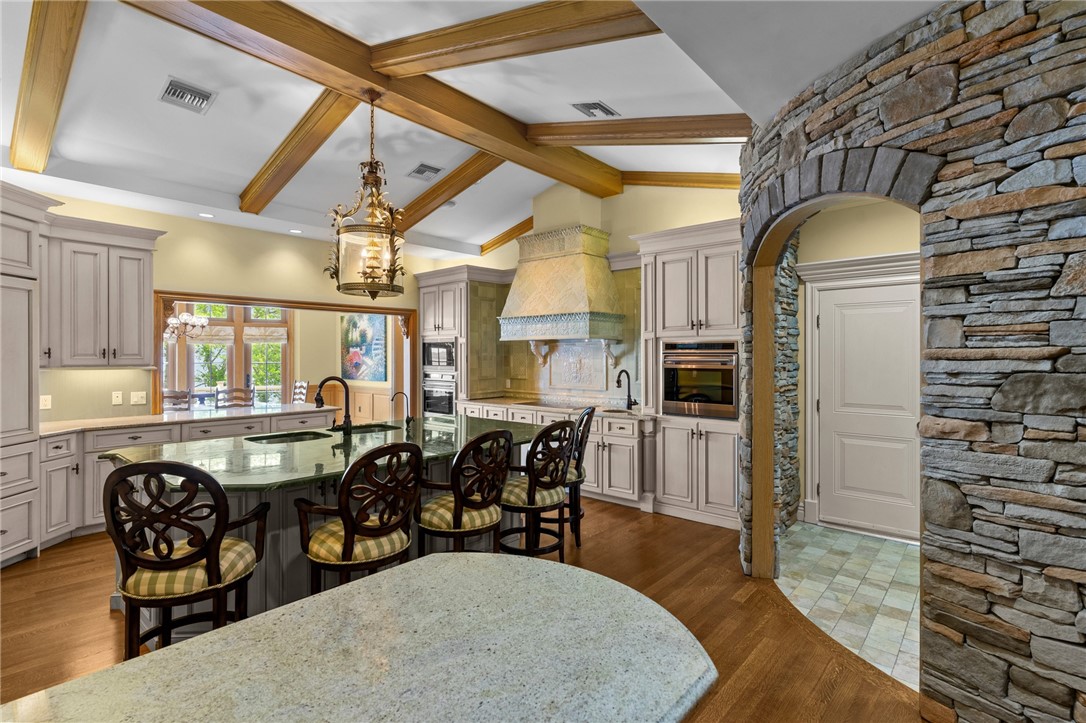 5 Decatur Avenue Jamestown, RI 02835 - Photo 12 of 40