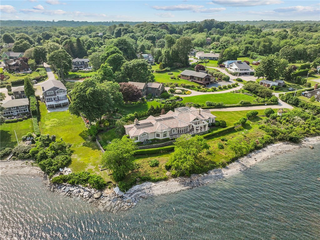 5 Decatur Avenue Jamestown, RI 02835 - Photo 2 of 40