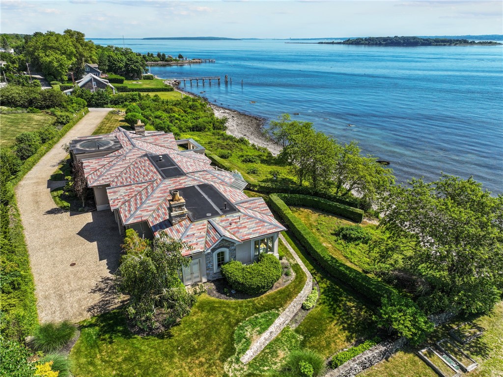 5 Decatur Avenue Jamestown, RI 02835 - Photo 3 of 40