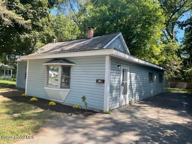 1113 Roberta Road Schenectady, NY 12303 - Photo 2 of 25 thumbnail_IMG_5022