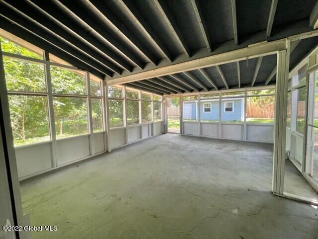 1113 Roberta Road Schenectady, NY 12303 - Photo 23 of 25 Screened in Porch