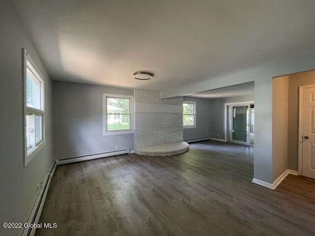 1113 Roberta Road Schenectady, NY 12303 - Photo 4 of 25 Living Room