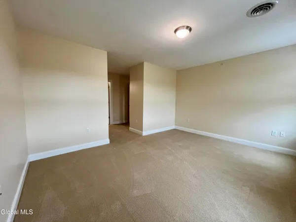 $2,016 | 60 Weibel Avenue, Unit 3HP315, Saratoga Springs, NY 12866