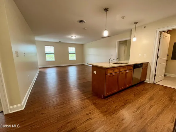 $2,016 | 60 Weibel Avenue, Unit 3HP315, Saratoga Springs, NY 12866