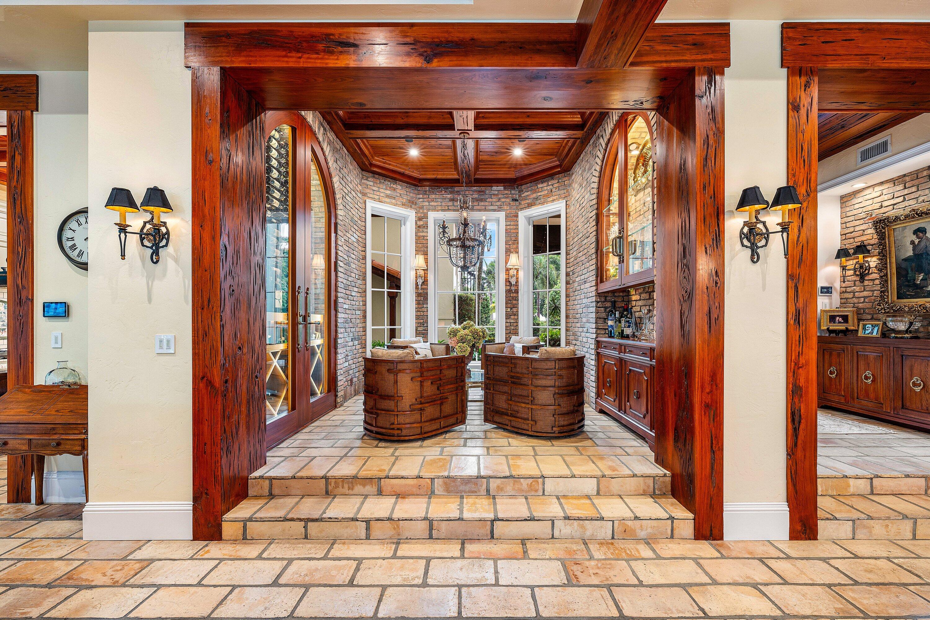 518 Harbor Court Delray Beach, FL 33483 - Photo 11 of 83 a view of an entryway with dining area