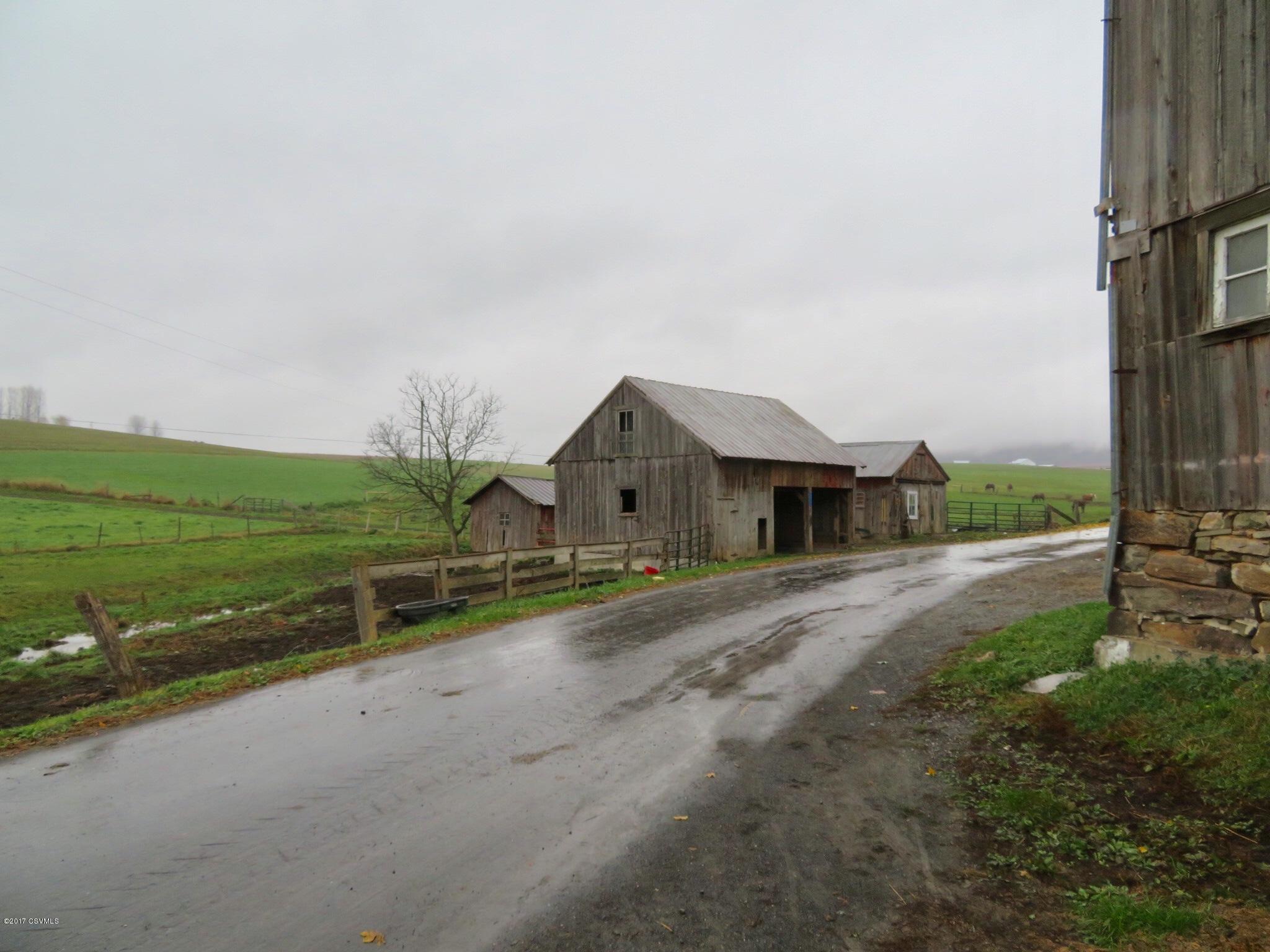 331 Middle Road Aaronsburg, PA 16820 - Photo 11 of 17 Gallery Image 11