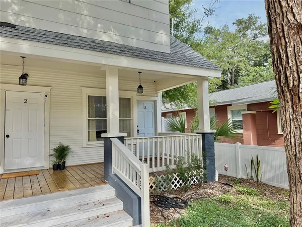 $1,950 | 819 11th Street North, Unit 3, St. Petersburg, FL 33705